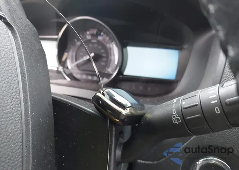 2017 Ford Explorer Xlt z USA, uszkodzony, nr VIN 1FM5K8D81HGD14706